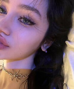 Фигуристая сучка marianna mosesova